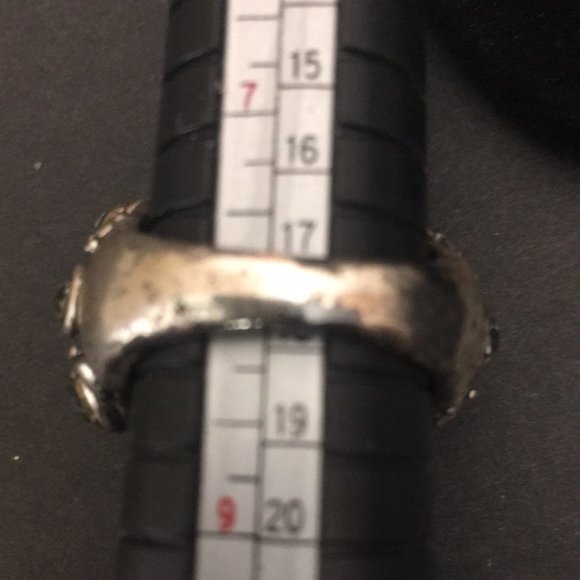 Large Cocktail Ring - Picture 8 of 11